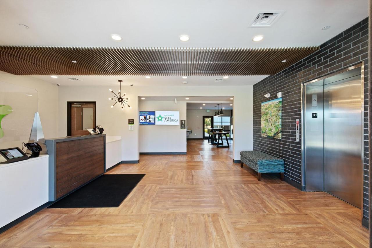 Extended Stay America Premier Suites - Tampa - Fairgrounds - Casino מראה חיצוני תמונה