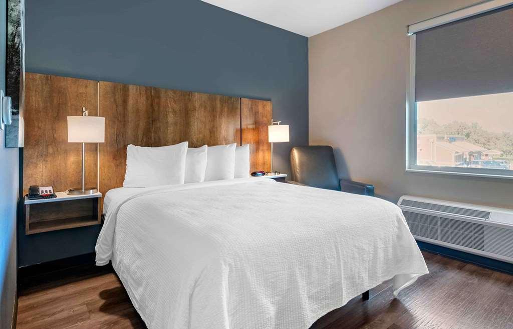 Extended Stay America Premier Suites - Tampa - Fairgrounds - Casino חדר תמונה