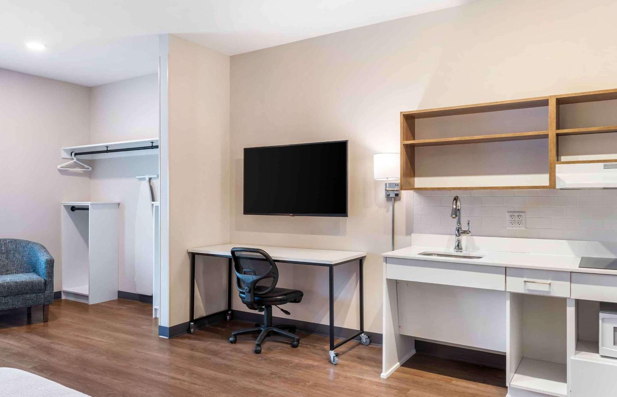 Extended Stay America Premier Suites - Tampa - Fairgrounds - Casino מראה חיצוני תמונה